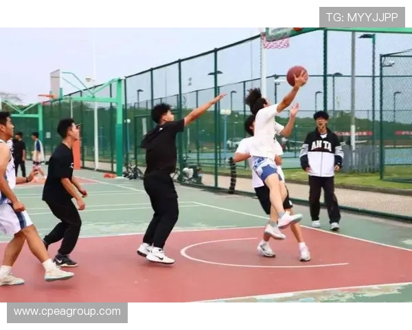 篮球激情燃动青春梦想凝聚团队力量谱写赛场辉煌篇章