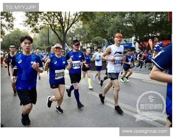 西安城市马拉松赛中街舞队的速度与激情表现精彩点评 西安城市马拉松赛中街舞队的速度与激情表现精彩点评