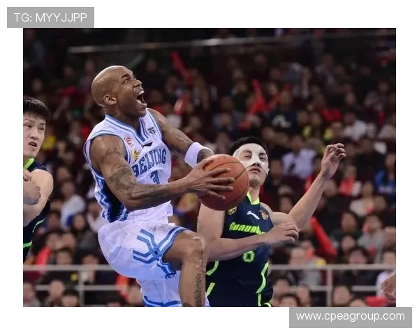 2012年CBA精彩对决广东队与北京队的巅峰对抗回顾