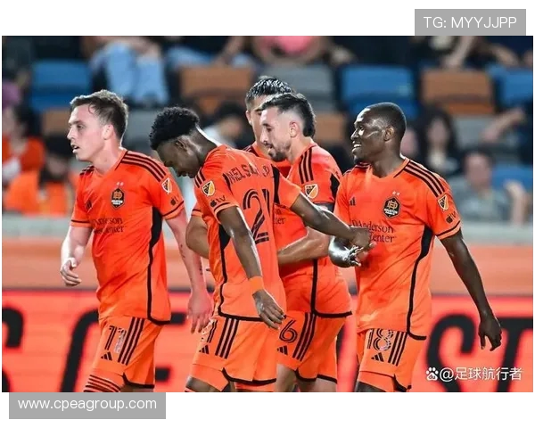 休斯顿迪纳摩对阵洛杉矶全场比赛精彩直播与战报分析 休斯顿迪纳摩对阵洛杉矶全场比赛精彩直播与战报分析